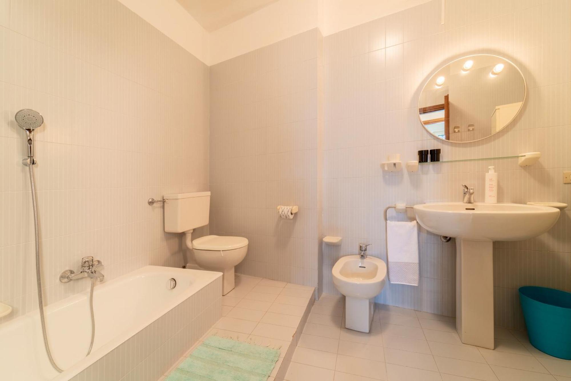 Lunas Apartment By Wonderful Italy เบลลาโจ ภายนอก รูปภาพ